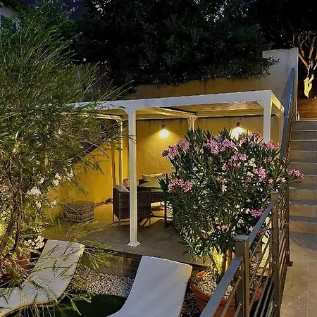 Al Poggio - Luxury Bed & Breakfast Capoterra